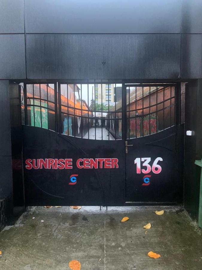 Hotel Sunrise Center Bonapriso - 101 Douala Exterior foto
